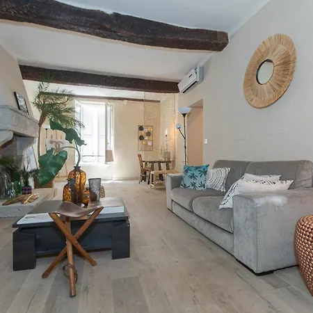 Rare: 110m² Climatises Avec Terrasse. 2 Chambres Apartment *